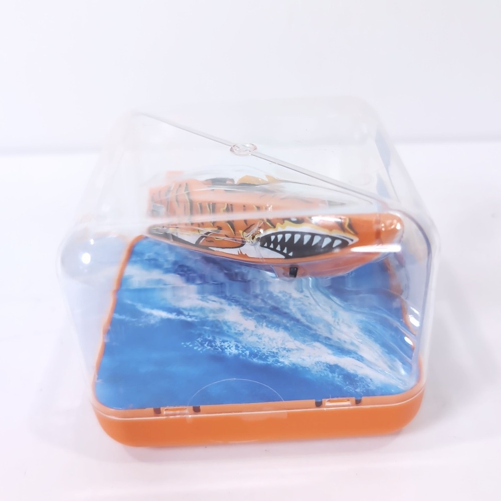 Zuru Robo Alive Robo Boat Orange Robotic Water Activated Shark Face - Picture 2 of 8
